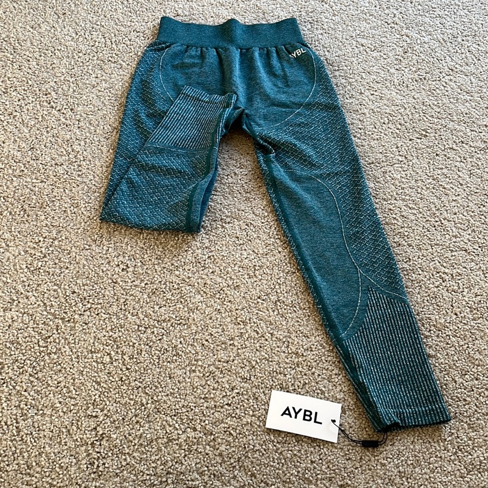 AYBL impact leggings